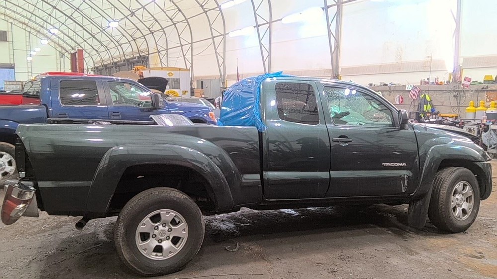 TACOMA    2011 Fuel Filler Neck 6990969