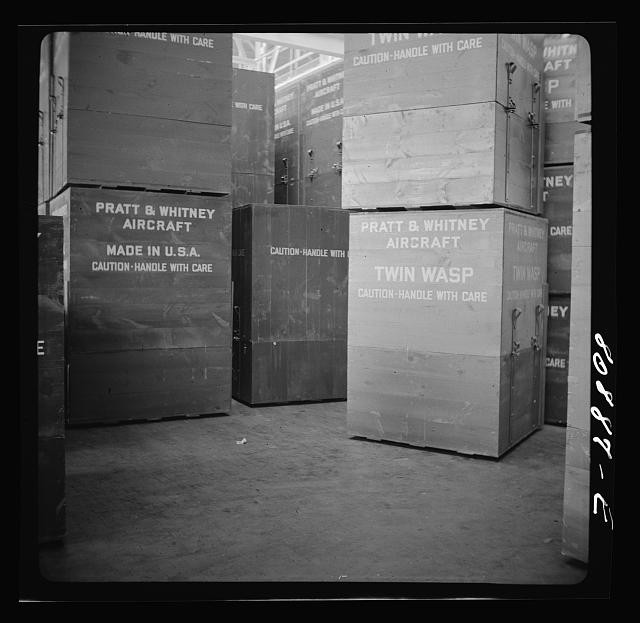 Photo:Pratt & Whitney Aircraft Twin Wasp Crates 1935-1942 Aircraft Parts