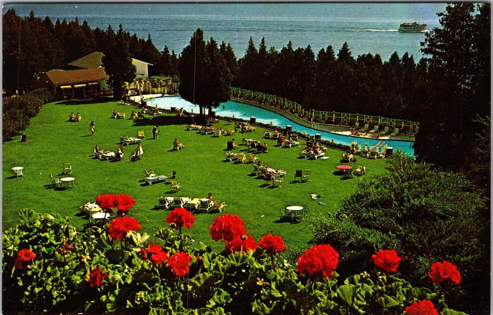 Mackinac Island MI-Michigan, Pool Terrace And Lake, Vintage Postcard