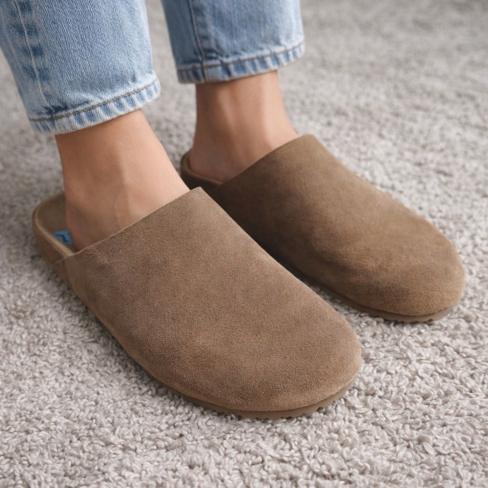 NEW CHOLI Suede Mule Clogs – Made in Spain – Size 7.5