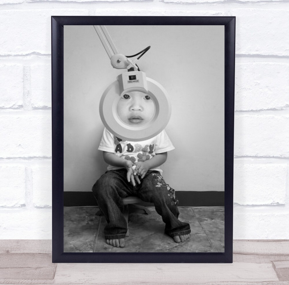 Zoom In Humour Child Kid Person Humor Fun Funny Face Portrait Wall Art Print