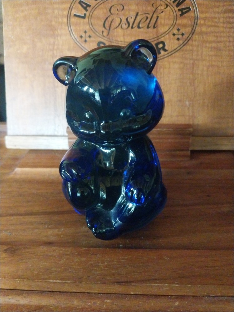 Vintage Fenton Art Glass RARE Super Dark Cobalt Blue Solid Sitting Bear 3.5
