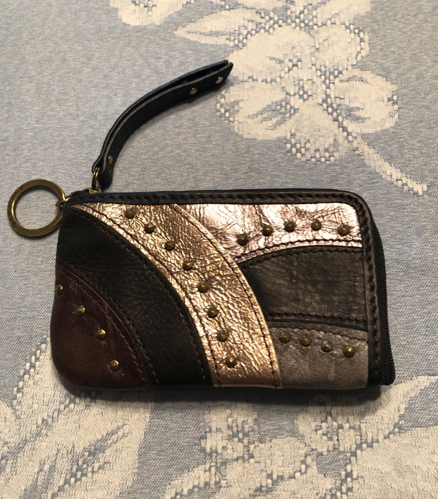 Fossil Leather Geometric Style Coin Purse Zip Around Wallet ID Holder Keychain