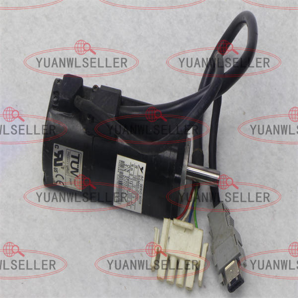 1PC Yaskawa SGMAH-01BAA61 Servo Motor 100W Used