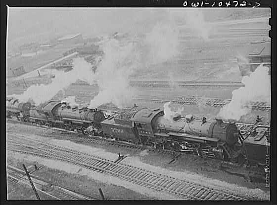 Photo:Chicago Illinois USA 1900s Oil Train Steam Locomotive Railroad Yard