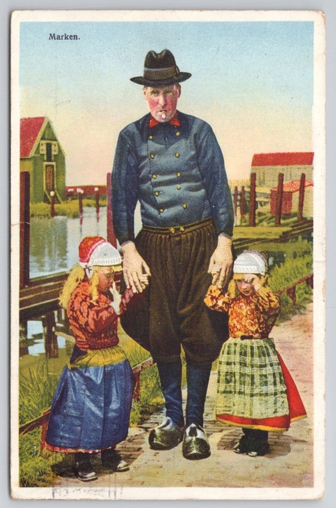 Vintage 1938 Marken Netherlands Dutch Folk Costume Postcard S. Bleding