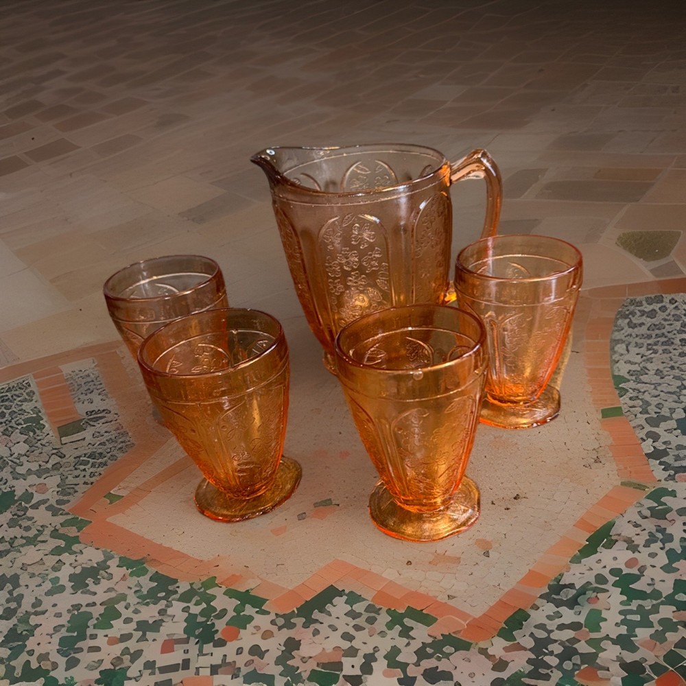 Vtg Jeannette Pink Pitcher And 4 Glasses