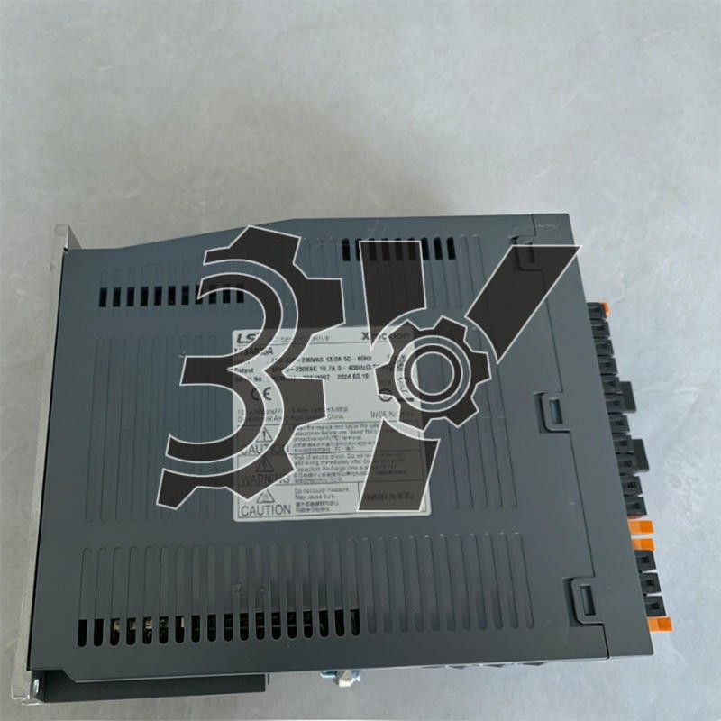 One New LS L7SA035A Servo Drive