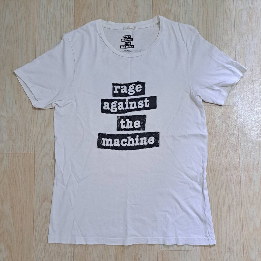 Rage against the machine band T shirt vintage Y2K band Music size M white