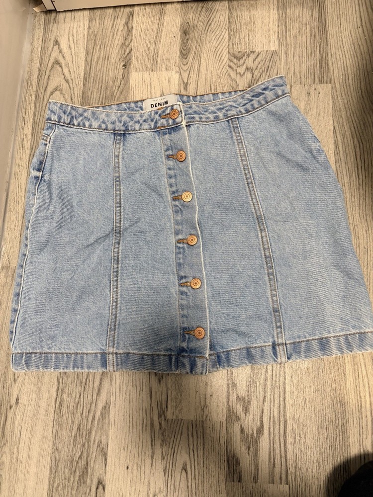 New Look Light Wash Denim Button-Front Mini Skirt - Size 14