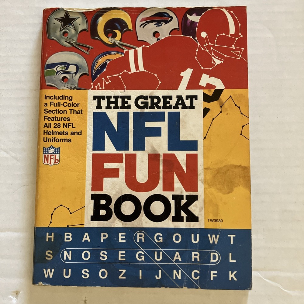Great NFL Fun Book Ted Brock Scholastic 1978 PB Games Quizzes Manning OJ