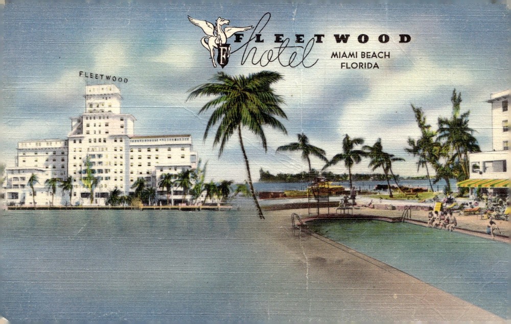 1950s Fleetwood Hotel Miami Beach Florida Yacht Club Linen Postcard Pool View