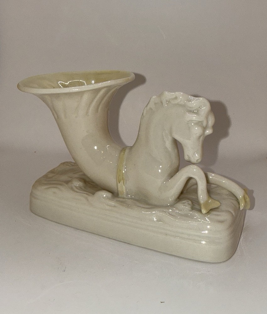 Belleek Seahorse Yellow Luster Green Mark 1965-1080 Cornucopia Spill Vase