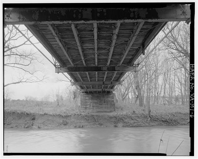6. BEAM STRINGER SYSTEM UNDERNEATH, VIEW WEST - Kerr's Crossing Bridge,