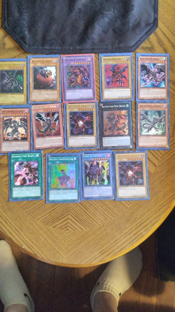 Vintage Red Eyes Black Dragon Pokemon Trading Card Lot
