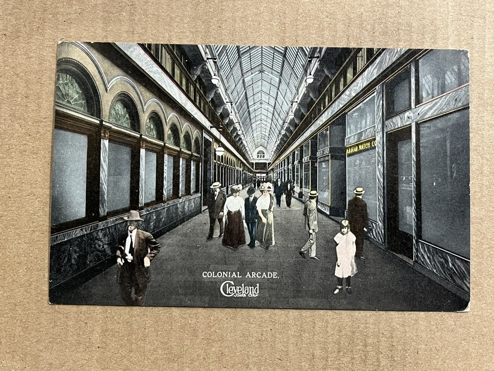 Postcard Cleveland Ohio Colonial Arcade Shopping Interior Vintage OH PC