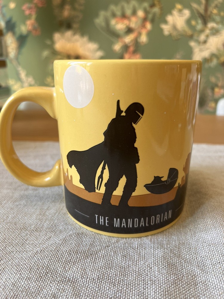 Star Wars Mandalorian Coffee Mug Cup Licensed Disney Ceramic 20oz Yellow New