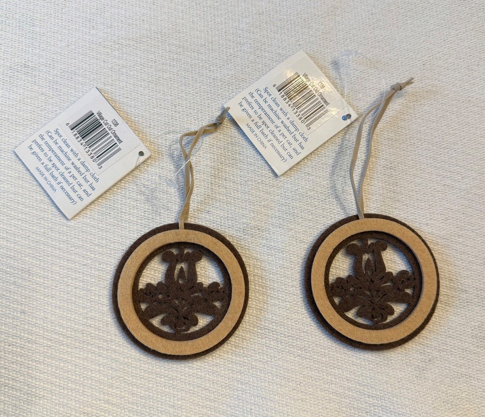 Vintage Pfaltzgraff Village felt ornaments set of 2 collectible