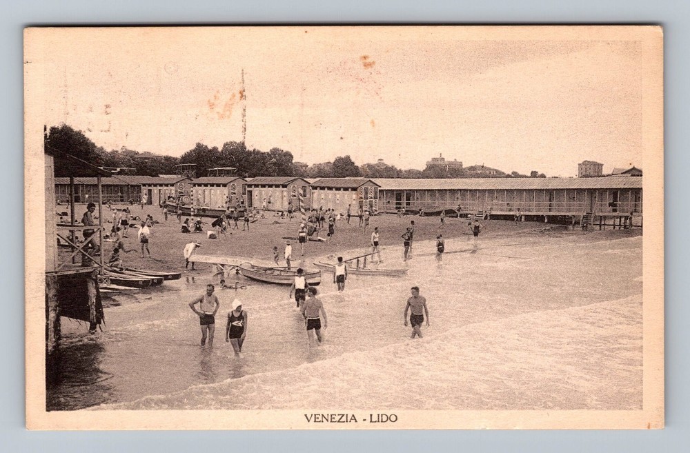 Italy- Venice Beach Scene Souvenir Postal Old Card View Vintage c1930 Postcard