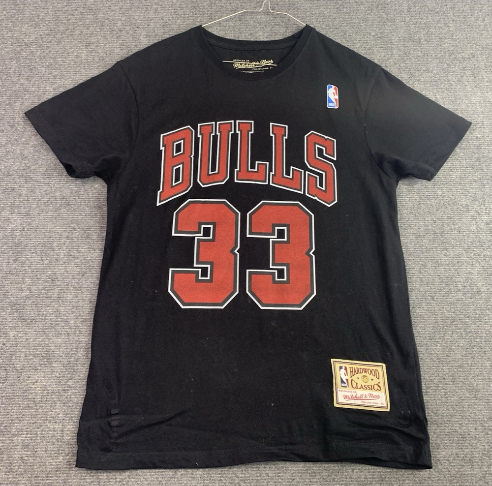 Mitchell & Ness Pippen 33 Chicago Bulls Cotton T-Shirt Men Black Red Small