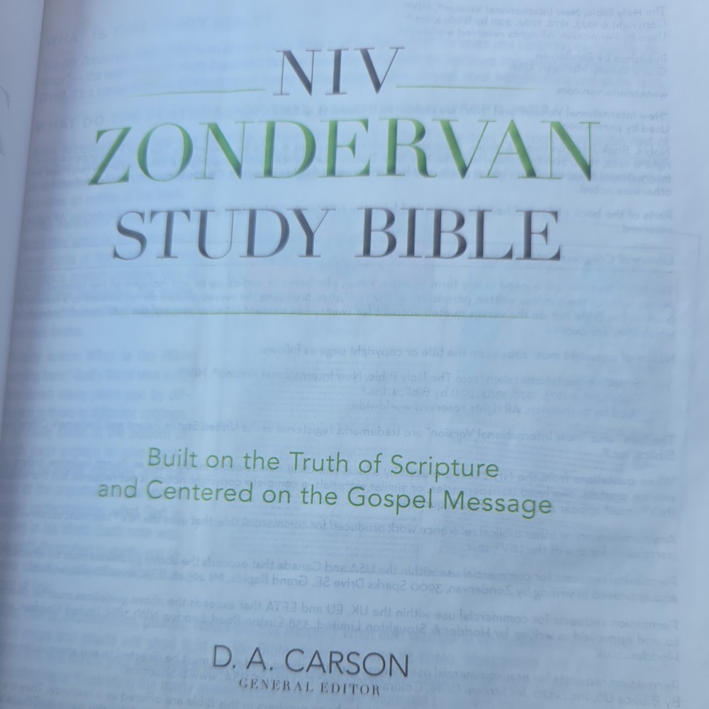 NIV Zondervan Study Bible, Hardcover: Built on the Truth of Scripture and Ce...