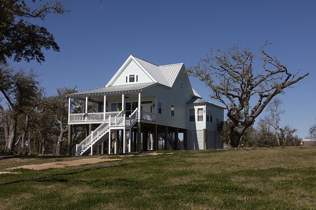 Photo:Bay St Louis Mississippi 2010s Beach Home Gulf of Mexico Stilt House