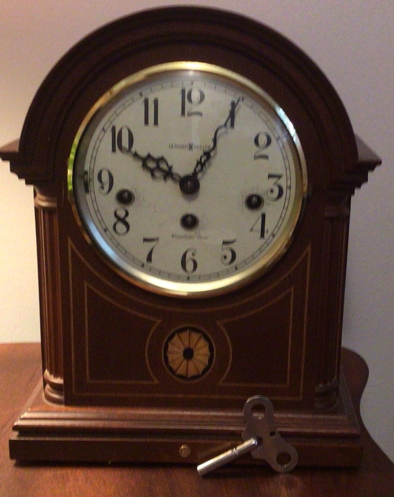 Howard Miller Barrister Westminster Chime Mahogany Clock with Key Working