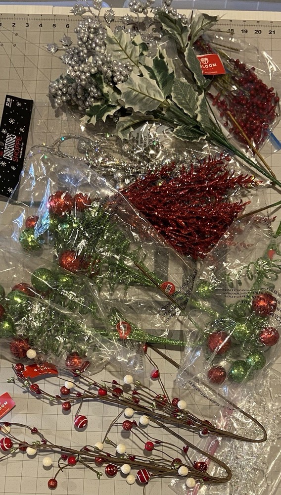 Huge Lot Of Floral Stems&Picks For The Holiday Season-Wreath Making-Decorating
