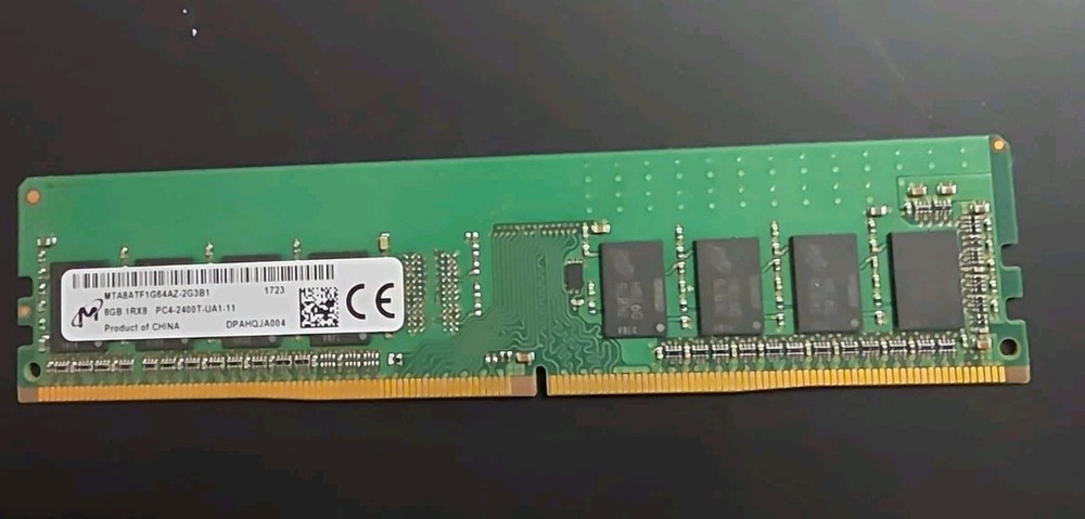Micron 8GB DDR4 RAM PC4-2400T 2400MHz Desktop DIMM MTA8ATF1G64AZ-2G3B1