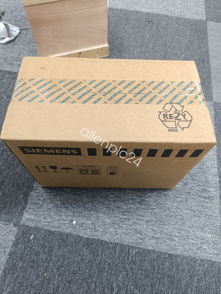 1FK7042-5AK71-1FG3 New servo motor FedEx or DHL