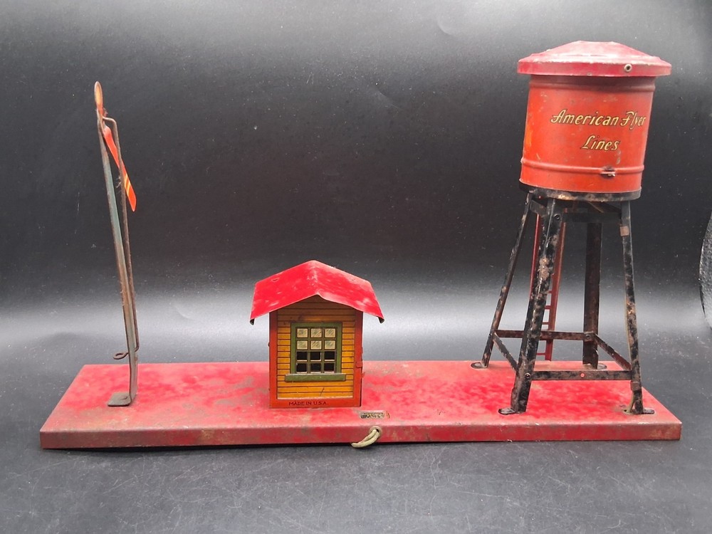 American Flyer Lines Tin Litho Pre-War O Gauge Water Stop Tower Station Signal