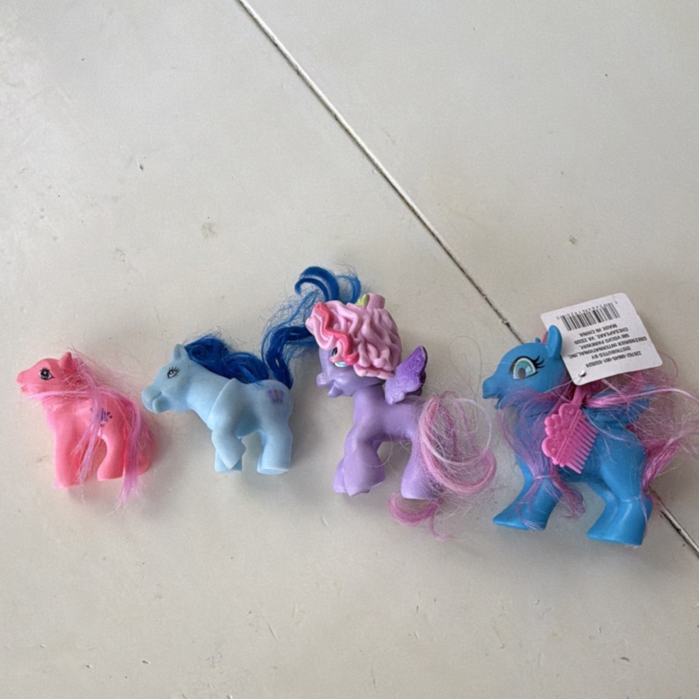 My Little Pony Set of 4 Toy Pony Figures Assorted Colors Preschool Pretend Play