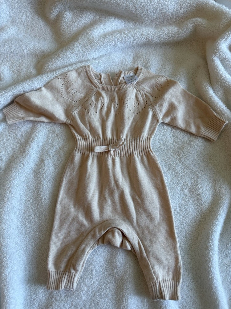 Nordstrom Beige Knit Romper Newborn Long Sleeve Bow Button Crew Neck One-Piece