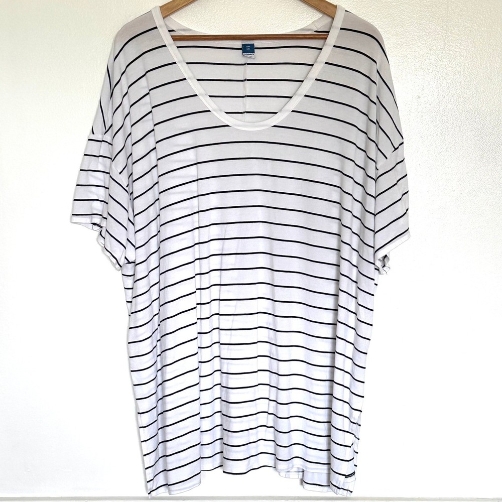 Old Navy Luxe Shirt Women's XXL Black White Striped Short Sleeve Lightweight Top