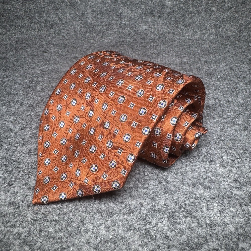 Brioni Silk Necktie Paisley Floral Reflective Pattern Luxury Handmade in Italy