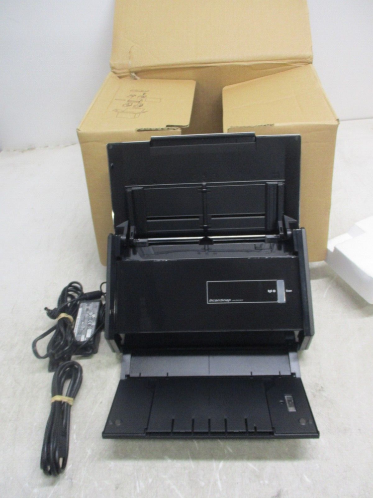 Fujitsu ScanSnap ix500 Wireless Scanner 186 Scans