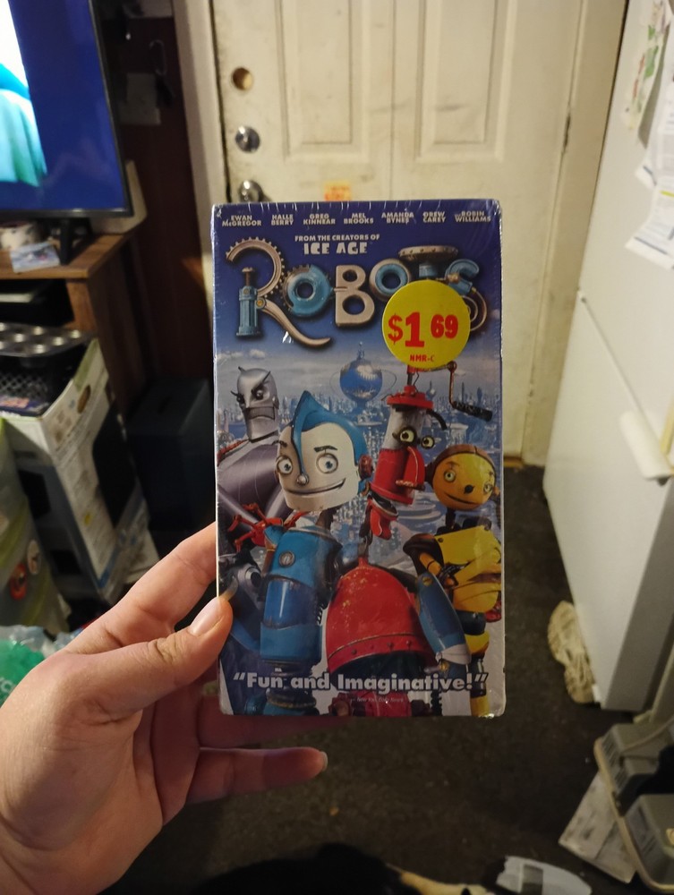 Robots VHS, 2005 Robin Williams VHS Late Release RARE