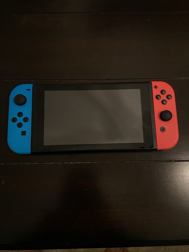 Nintendo Switch (IN ORIGINAL BOX, GAME NOT INCLUDED BUT CAN MAKE DEAL!)