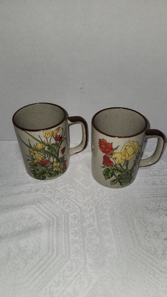 SET OF 2 VINTAGE WILDFlOWER STONEWARE COFFEE MUGS FROM KOREA 3