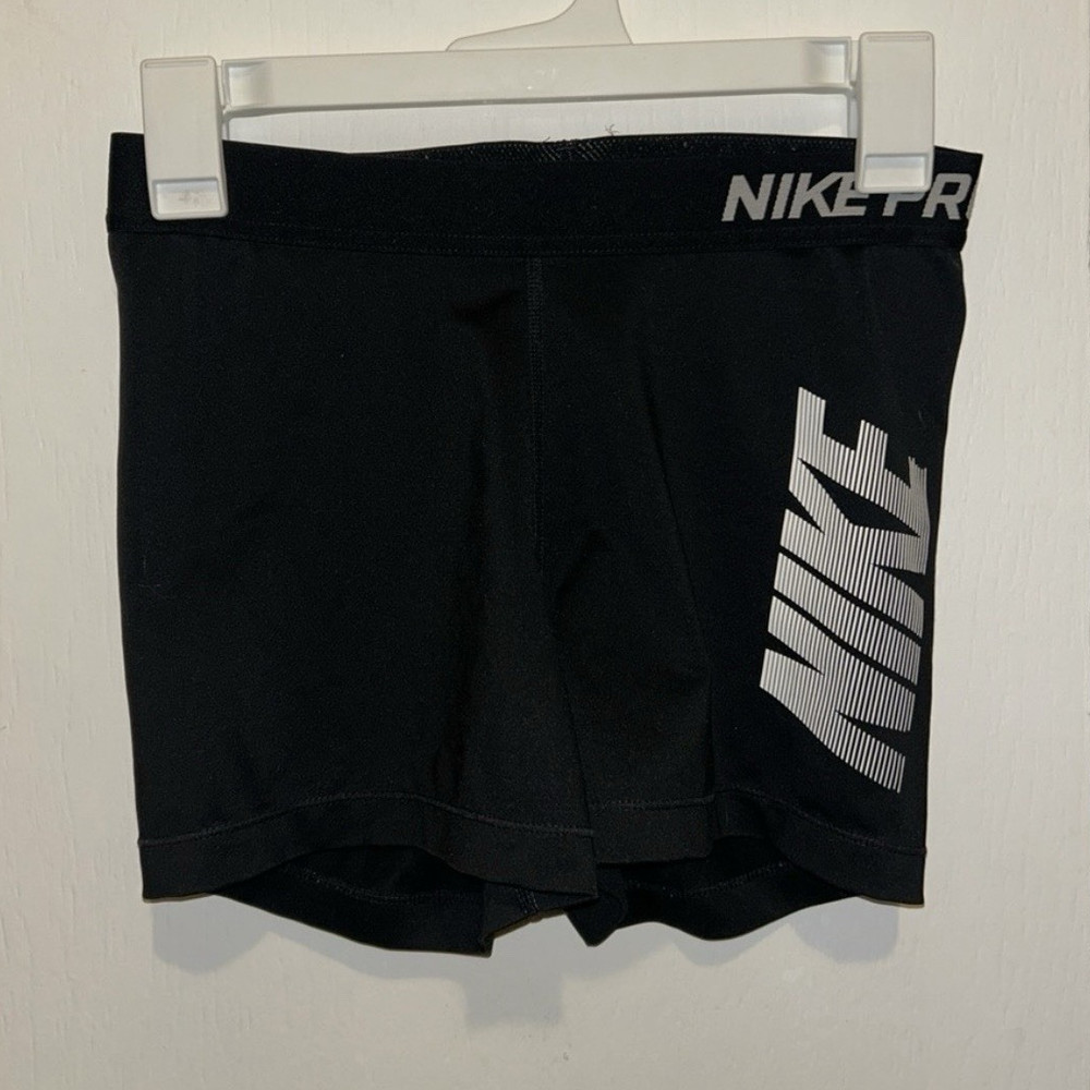 Nike Pro Women’s Black Compression Shorts Pull-On Stretch Elastic Waist 3
