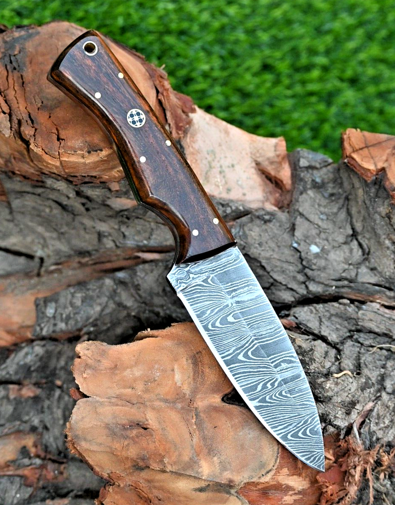 Hand Forged Damascus Steel Camping Hunting Knife Custom Made 2896