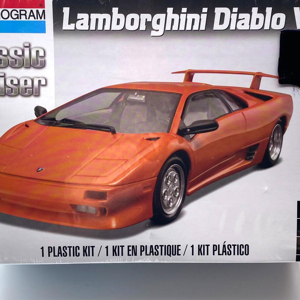 Revell Monogram Lamborghini Diablo VT 1:24 Model Kit 85-0889 - New Sealed
