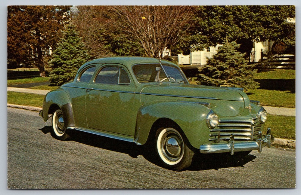 1941 Chrysler Royal Club Coupe Roaring 20 Autos NJ Museum Postcard