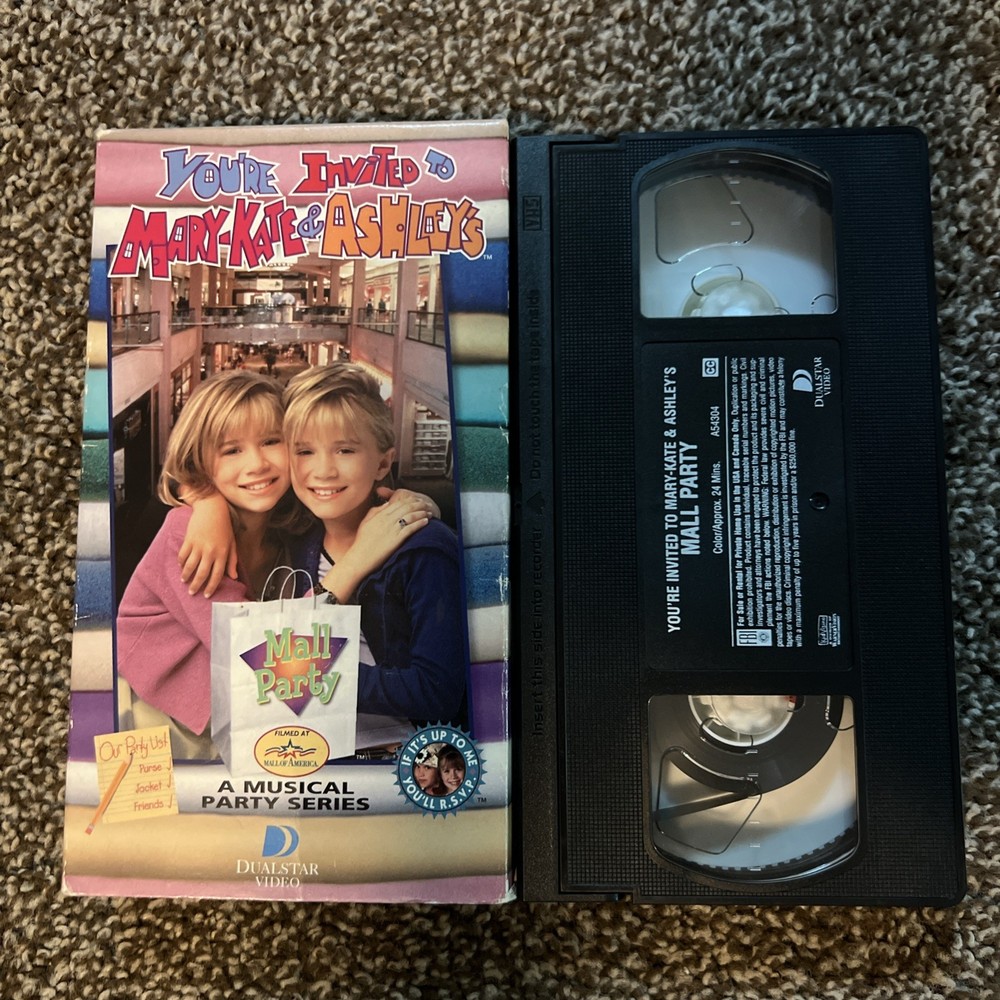 1999 Mary-Kate Ashley Olsen Youre Invited to Mary-Kate Ashleys Mall Party VHS