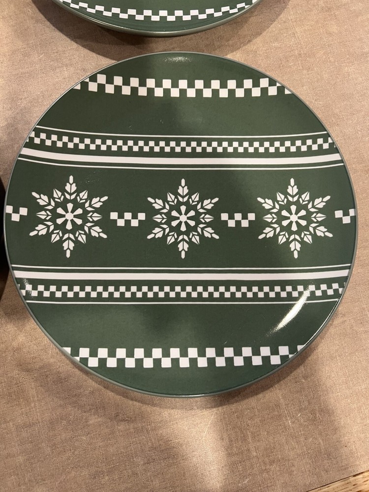 NORITAKE Colorwave Green - Set of 4 Christmas Accent Salad Plates Snowflakes-image