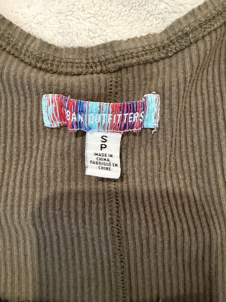 Urban Outfitters ribbed knit cropped tank square neck olive S