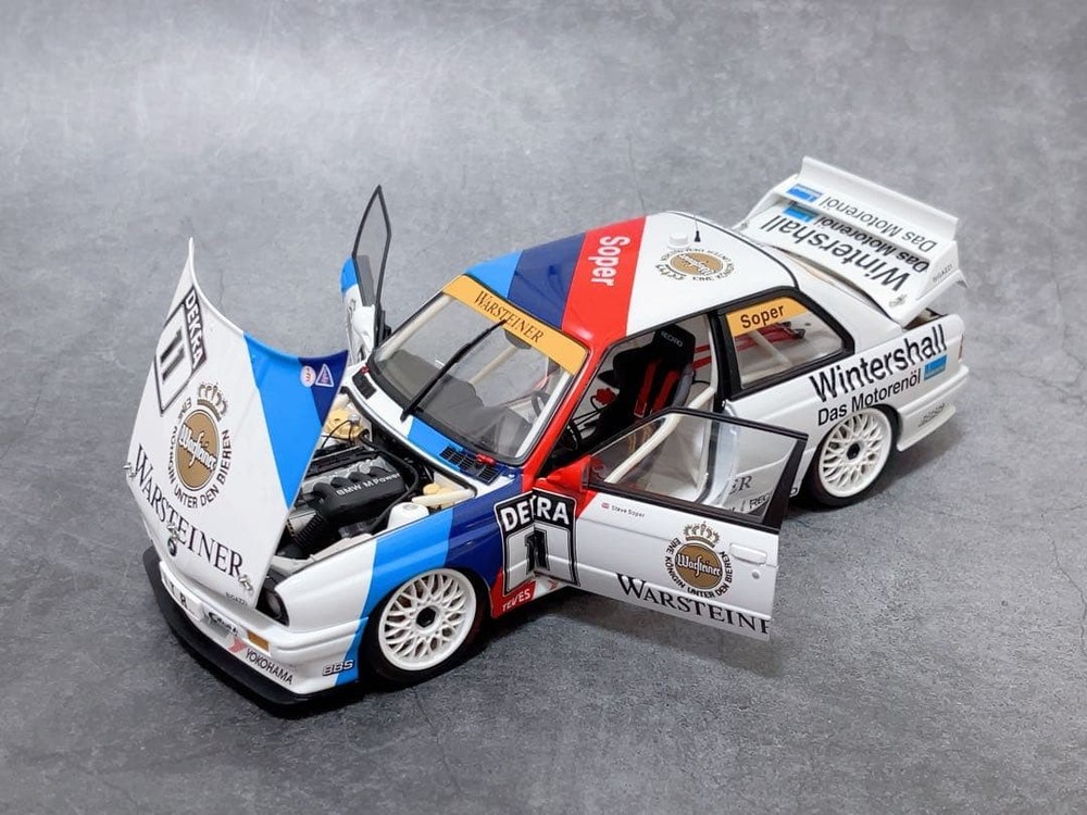AUTOart 1/18 BMW M3 DTM 1991 #11 Warsteiner S. Chocot Diecast Open-Doors Used