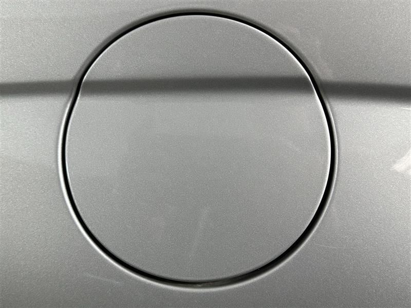 ACADIA    2017 Fuel Filler Door 2428486-image
