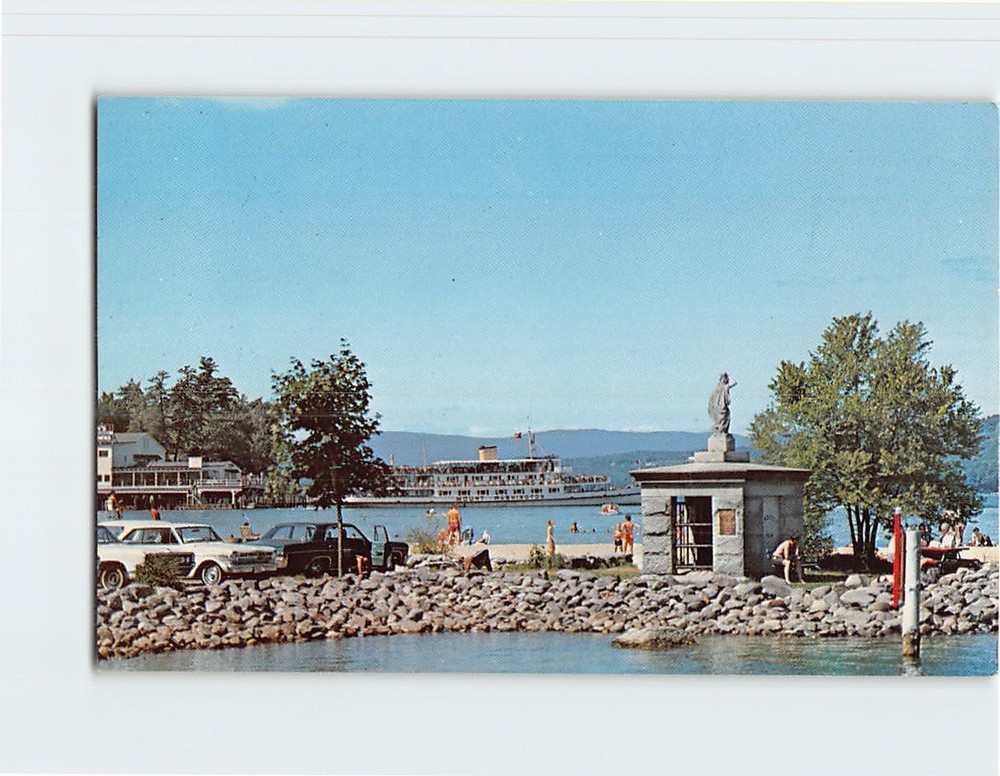 Postcard Endicott Rock w/ M/V Mount Washington Lake Winnipesaukee Weirs Beach NH