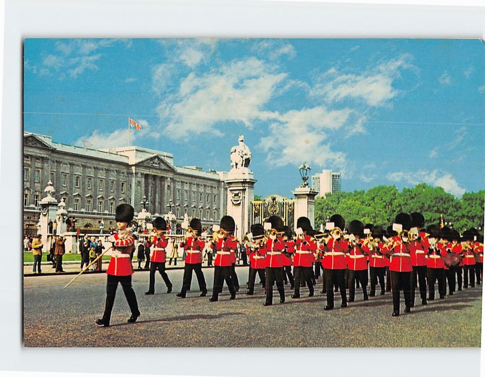 Postcard Guards Band at Buckingham Palace London England
